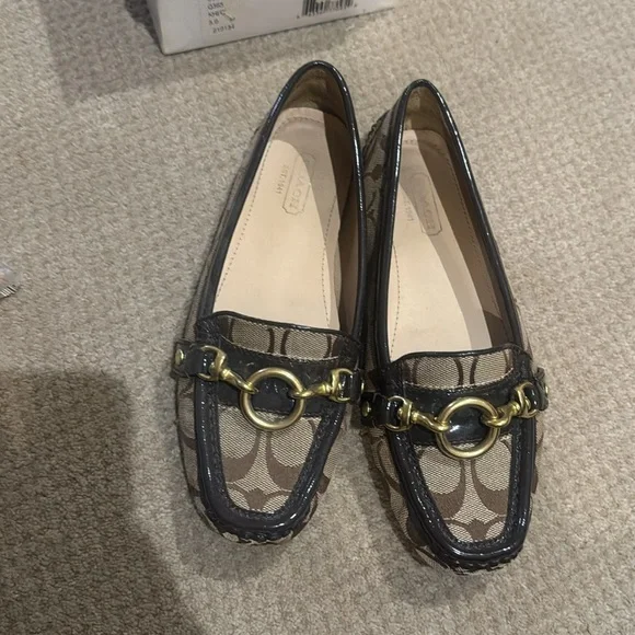 Women's Coach Perri Driving Loafers Flats Logo Slip On Size 5 - Picture 3 of 3